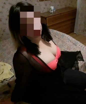 Я живу в Москве и с удовольствием приглашу тебя в свою уютную квартиру, чтобы создать атмосферу истинного удовольствия. У меня разнообразные услуги, чтобы удовлетворить все твои желания и фантазии. Я обладаю прекрасными навыками массажа, игр и ролевых сценариев. Мои клиенты отмечают мою деликатность, теплоту и профессионализм. Я прекрасно знаю, как сделать тебя счастливым. У меня есть фото, чтобы ты мог увидеть, насколько я привлекательна и соблазнительна. Жду тебя в Москве, чтобы создать вместе незабываемые воспоминания. 😘💋 Уляна